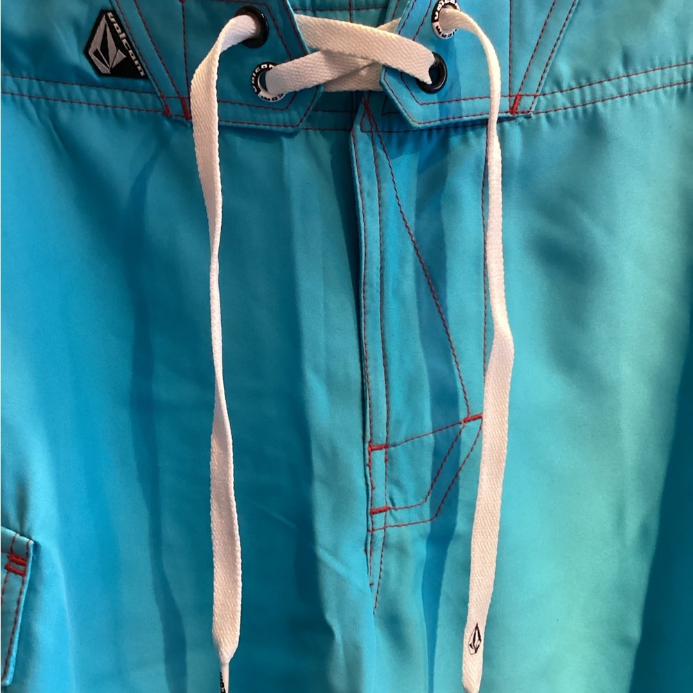 Volcom Maguro Solid Mod Board Shorts Men's Size 30 - Picture 5 of 10